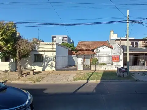 Casa - Venta - Argentina, Tres de Febrero - Alzaga 2630