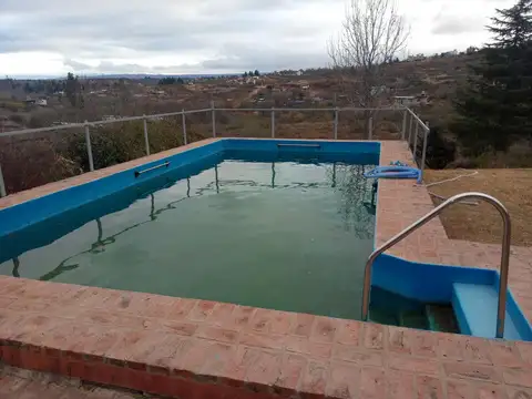 "Hermosa casa en Mirador del Lago"