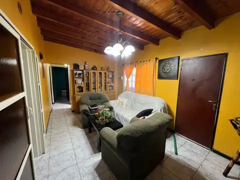 Departamento 5 ambientes con 2 baños