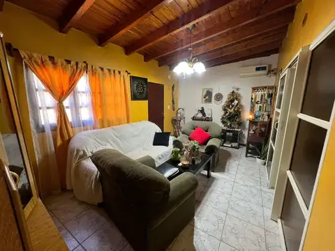 Departamento PB. 2 habitaciones, 2 baños. Capital