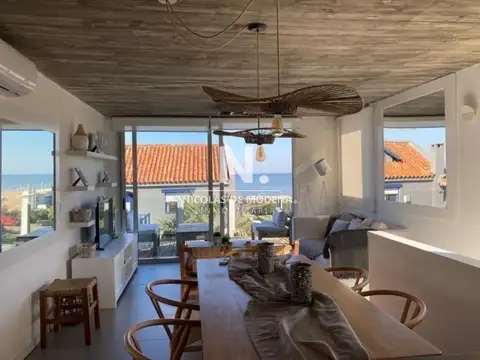 Vende Apartamento de 3 dormitorios en La Barra