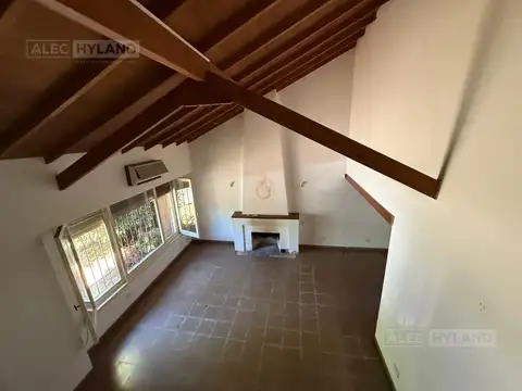 Alquiler Casa  con 3 dormitorios- Mart.-Vias/Libert.