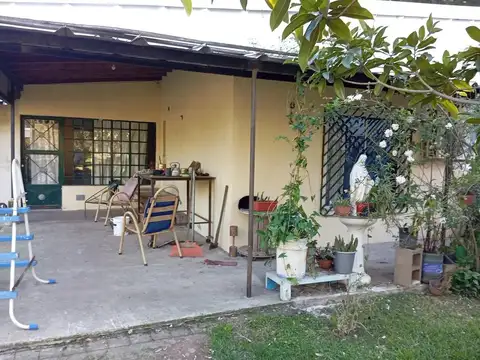 Casa en venta - 3 Dormitorios 1 Baño - Escobar