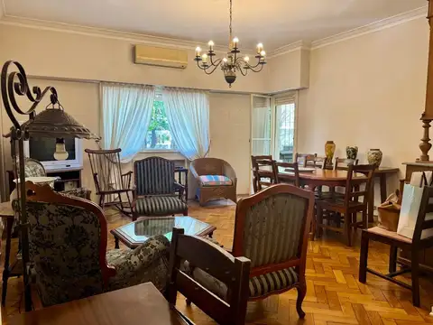 Avenida Coronel Díaz 1400, Piso 2
