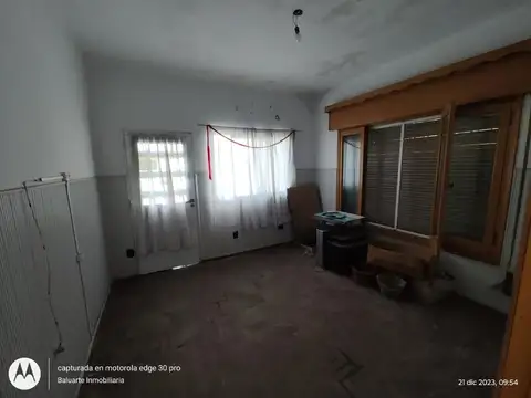 Casa en Venta con 5 cocheras