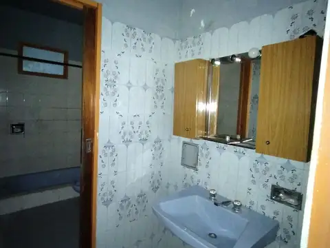 Depto Tipo Casa en Venta 50 años
