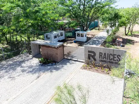 CASA 4 AMBIENTES EN VENTA EN SAN VICENTE EN POZO