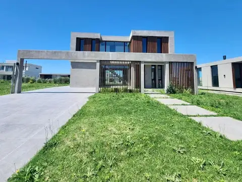 Casa en Venta en Lares de Canning - Canning