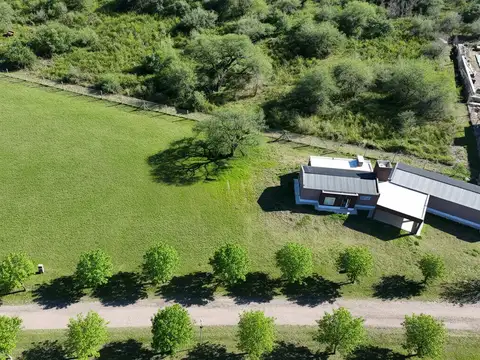 Lote en Venta -  con financiación, en B° Privado Los Milagros -  Calamuchita. cód 2134
