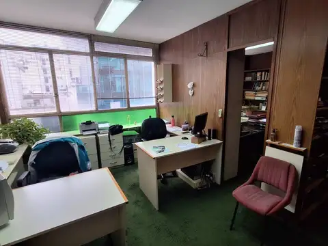 Oficina en Venta 50 años