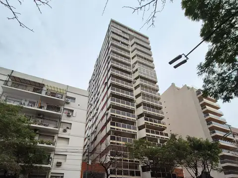 VENTA DEPARTAMENTO DE 4 AMBIENTES FRENTE C/ BALCON COCHERA FIJA Y CUBIERTA. VILLA URQUIZA