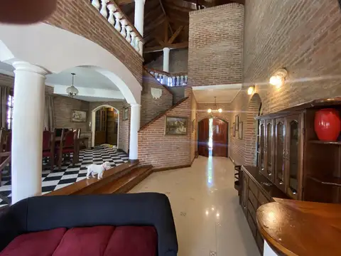 Casa en Alquiler en Don Torcuato, USD 2.000