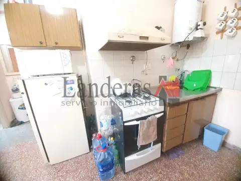 Departamento 2 amb. - CÉNTRICO - Todos los servicios conectados!