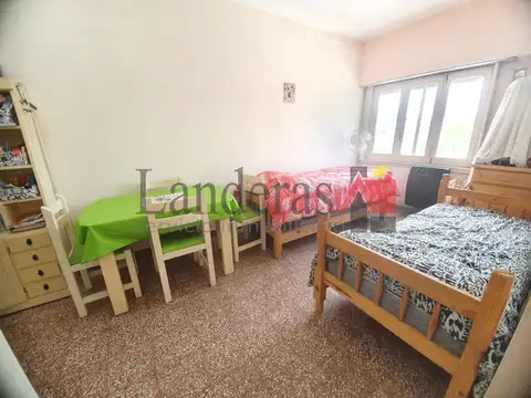 Francisco de las Carreras 100