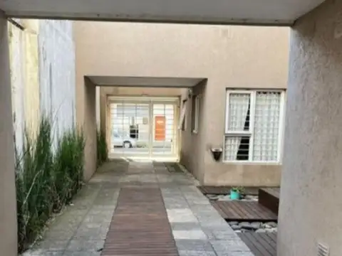 Depto Tipo Casa en Alquiler de 2 ambientes