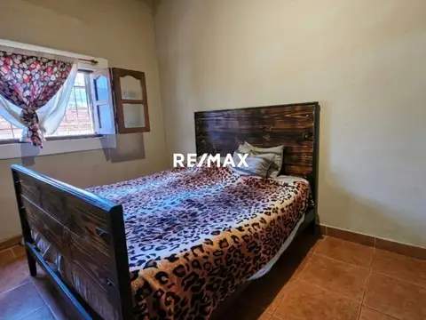 CASA VENTA O PERMUTA AV DELGADILLO ZONA ESTE