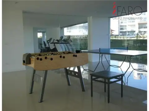 Apartamento en Brava 3 dormitorios con parrillero