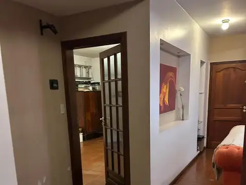 Casa 5 ambientes con 4 baños