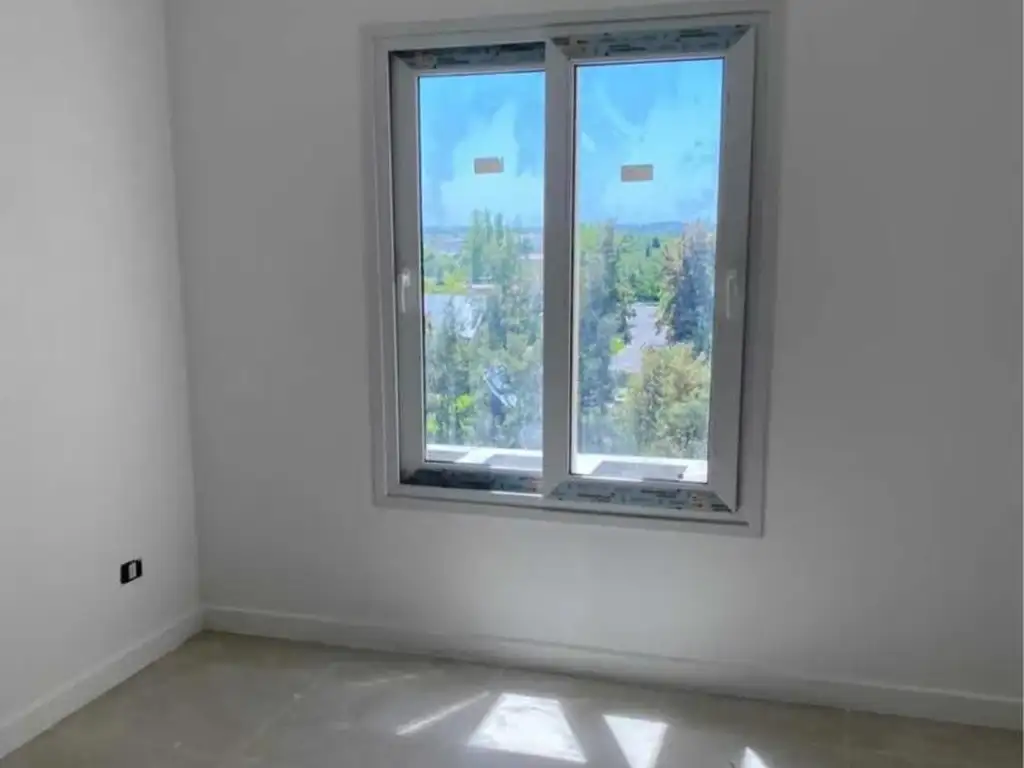 Departamento - 75  m² Cubierta | 2 dormitorios | 10 años | 2 baños | 3 ambientes | 1 cocheras