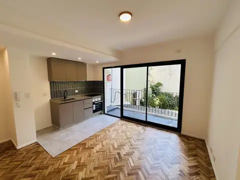 Antonio Jose de Sucre 1400, Piso 1