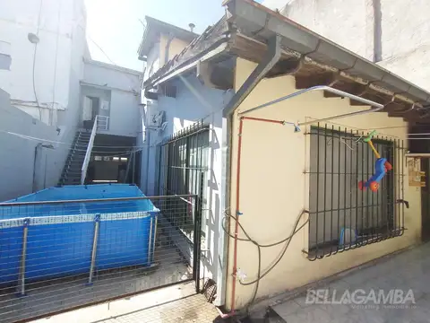 Casa 5 ambientes con 3 baños