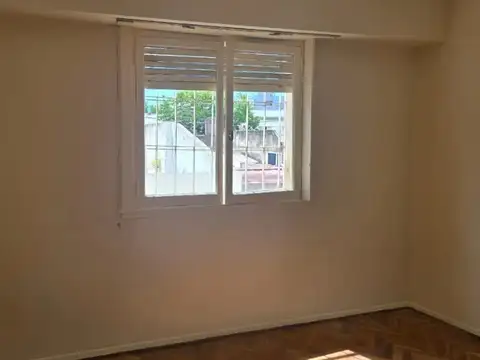 Depto Tipo Casa en Venta en Monte Castro, USD 125.000