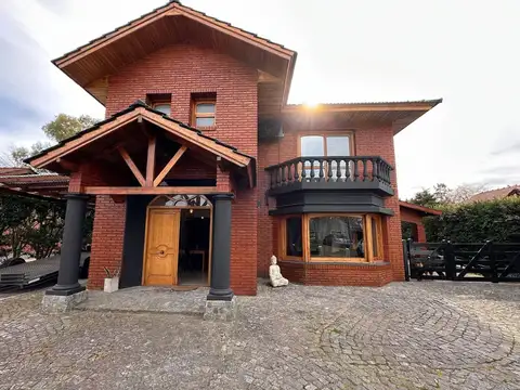 CASA EN VENTA 5 AMBIENTES LA CAMPIÑA, PILAR