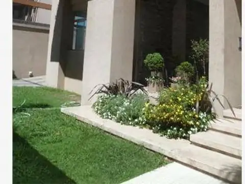 Caseros 2300, Piso 6