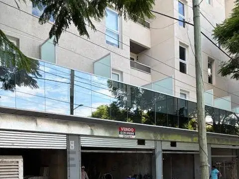 EXCELENTE OPORTUNIDAD!! LOCAL A ESTRENAR EN GUEMES