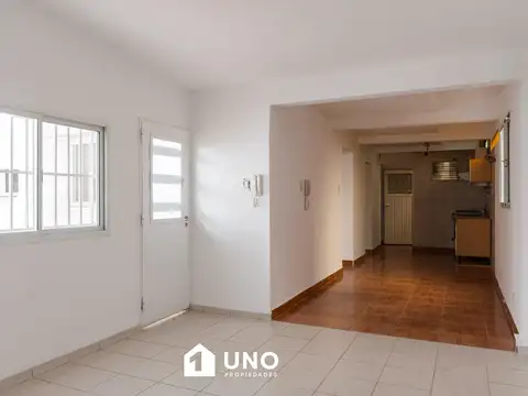 Pje. Zavalla 3240 - Casa de 2 Dormitorios.