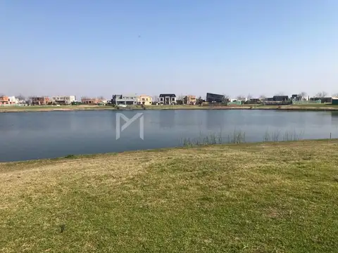 Terreno en Venta en Puertos - Barrio Marinas, USD 235.000