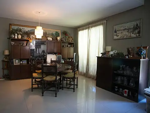 ALQUILER ANUAL CASA 4 AMB C/PILETA ST MATTHEWS