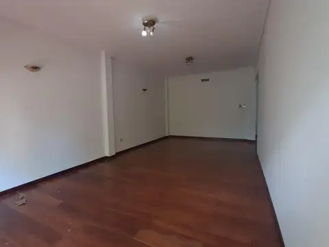 Hipolito Yrigoyen 3600