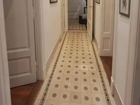 Av. Montes De Oca 200, Piso 3ro   cpo