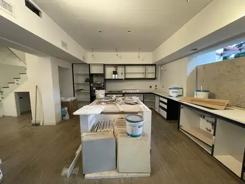 Casa en Venta con 1 cochera