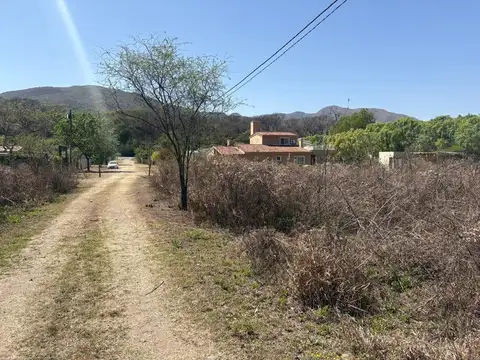 Terreno en Venta en Calderilla, USD 27.000