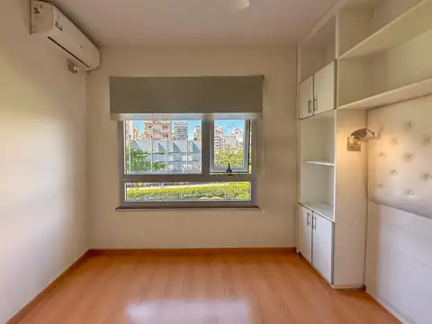 Avenida Carlos Calvo 3000, Piso 2