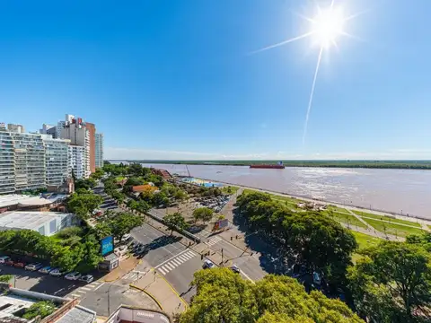 Dúplex exclusivo frente al río.3 dormitorios.Patio
