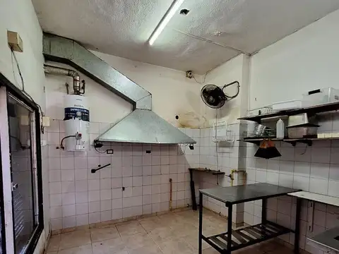 LOCAL EN ALQUILER APTO GASTRONOMICO - EQUIPADO