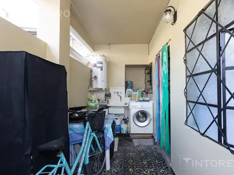 Depto Tipo Casa en Venta de 5 ambientes