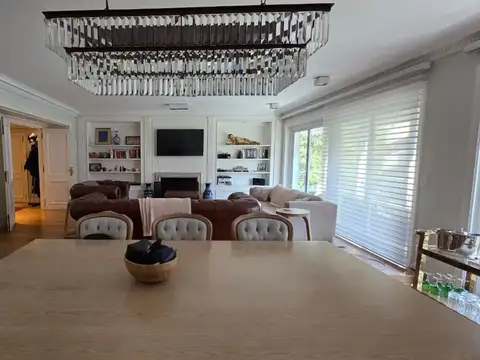 Departamento 5 ambientes con 3 baños