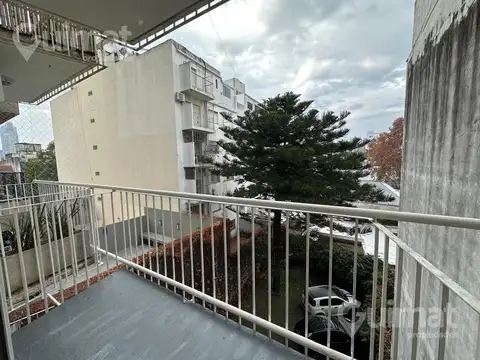 NUÑEZ LUMINOSO MONOAMBIENTE A MEDIA CUADRA DE AV CABILDO