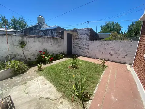 Depto Tipo Casa en Venta de 5 ambientes