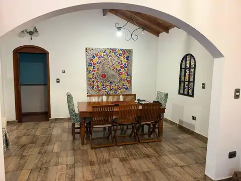 Casa en Alquiler en Bella Vista, USD 2.000