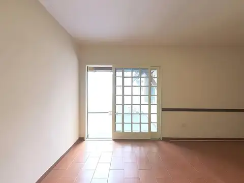 Depto Tipo Casa en Venta 46 años