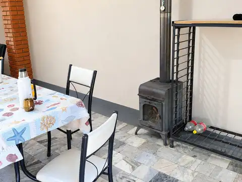 Casa 6 ambientes con 3 baños