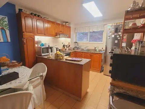 Departamento 5 ambientes con 4 baños