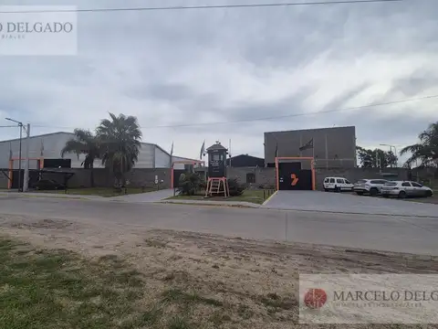 Depósito - Galpon - 7.000 m2 - Alquiler o Venta  Berazategui - el pato