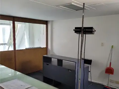 Oficina en Venta en Catalinas, USD 83.000