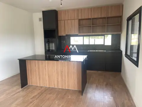 CASA EN VENTA EN SANTA LUCIA - PILAR DEL ESTE